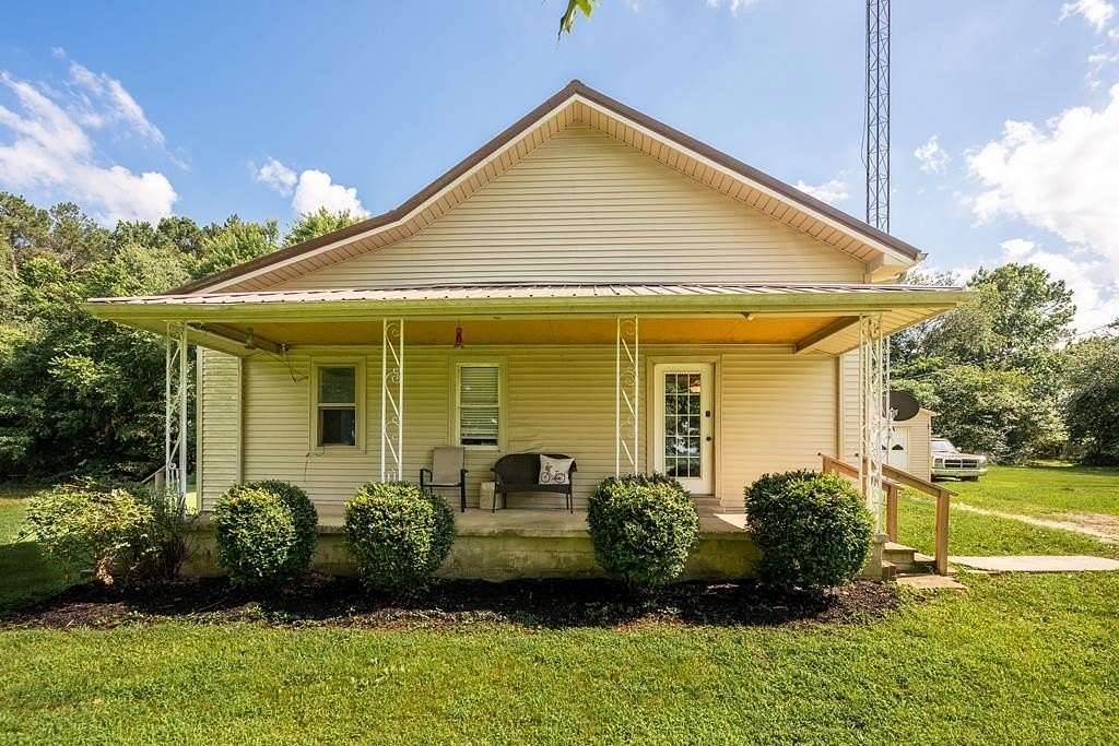 2 Acres of Land with Home for Sale in Puryear, Tennessee
