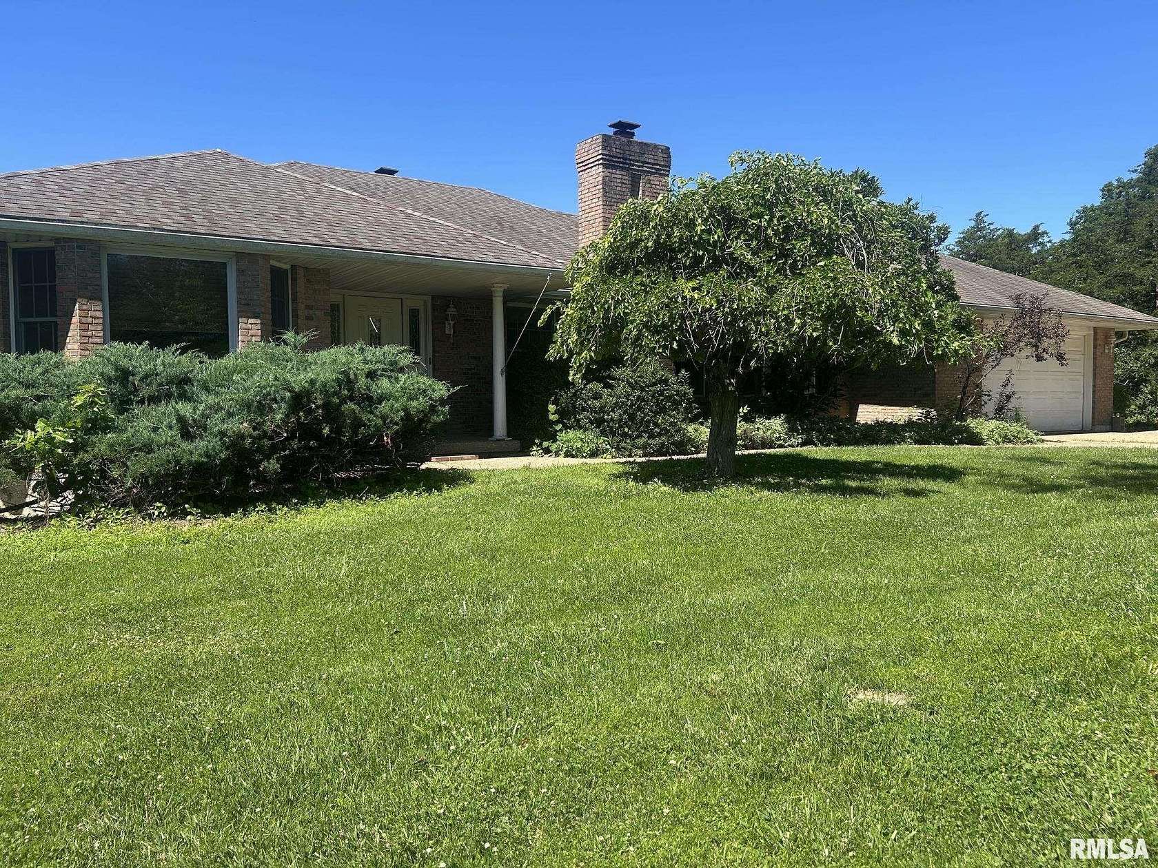 4.24 Acres of Land with Home for Sale in Quincy, Illinois