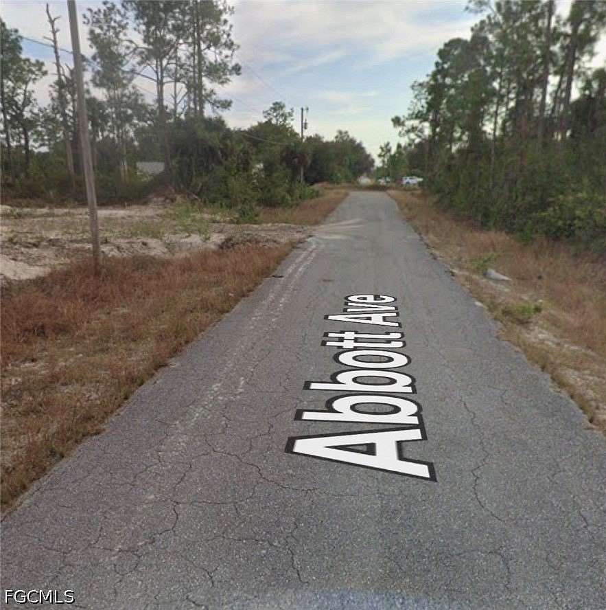 0.5 Acres of Residential Land for Sale in Lehigh Acres, Florida