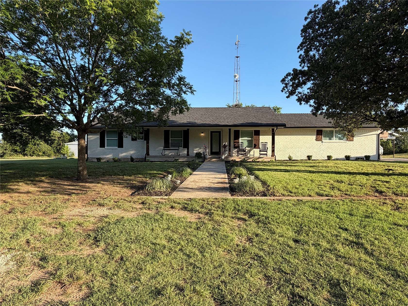 8.65 Acres of Land with Home for Sale in Callisburg, Texas