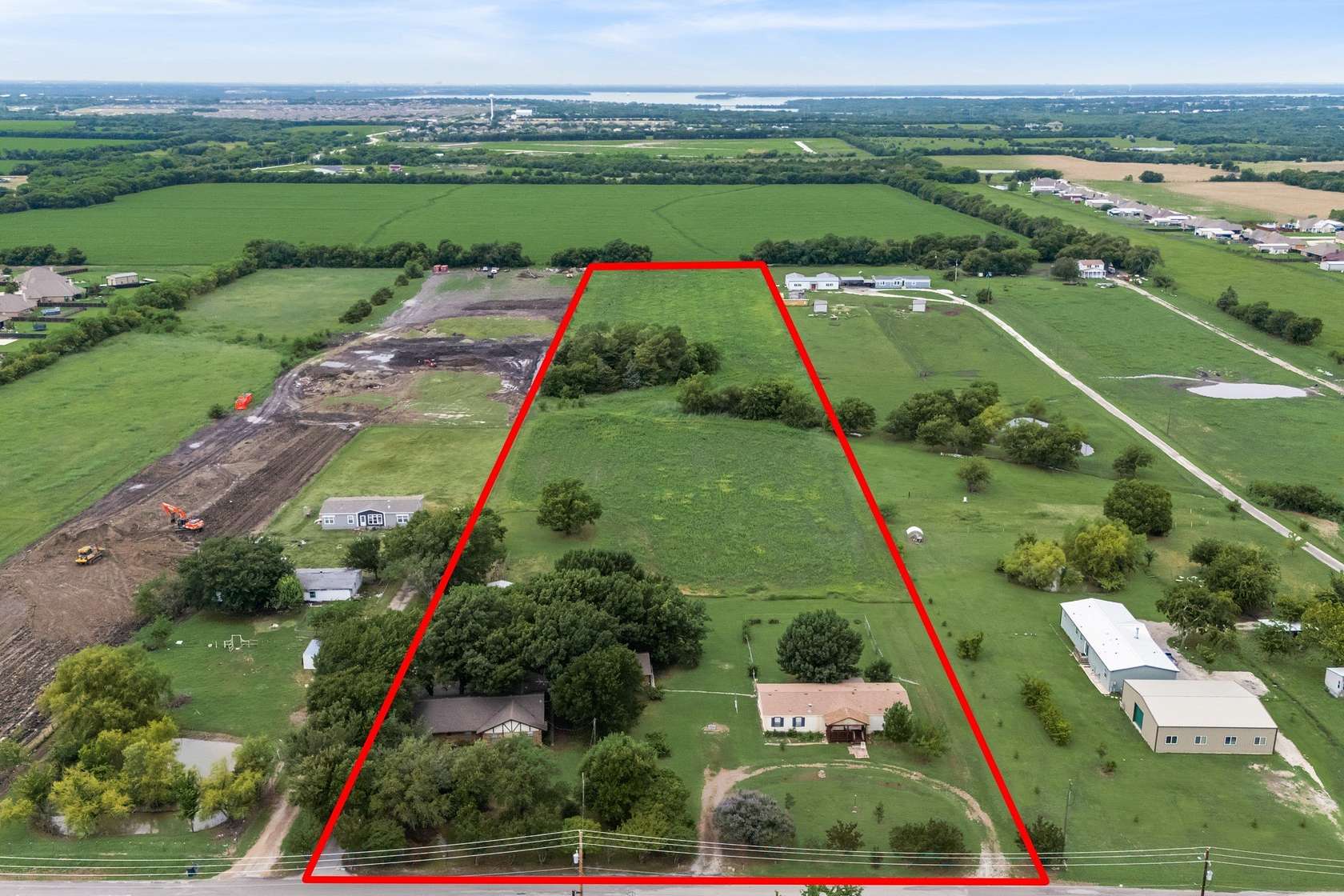 10 Acres of Land with Home for Sale in Nevada, Texas