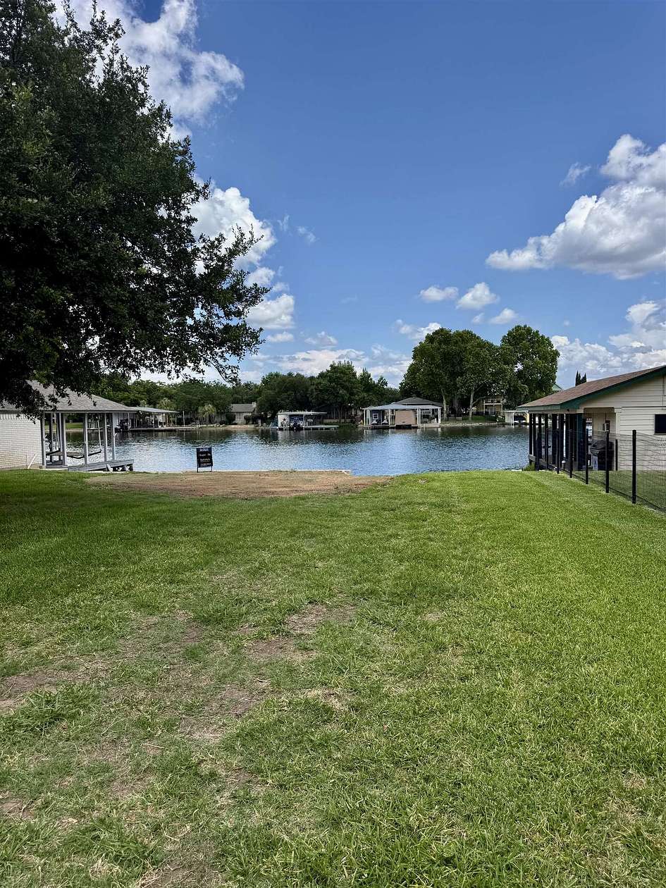 0.17 Acres of Residential Land for Sale in Granite Shoals, Texas