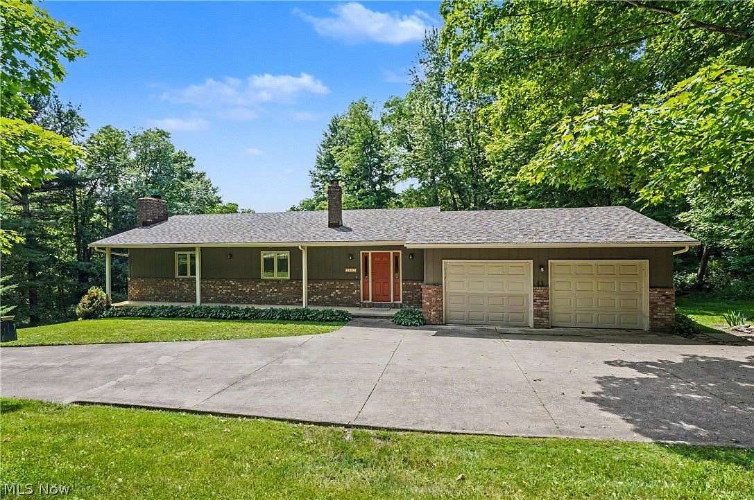 2.49 Acres of Land with Home for Sale in Medina, Ohio