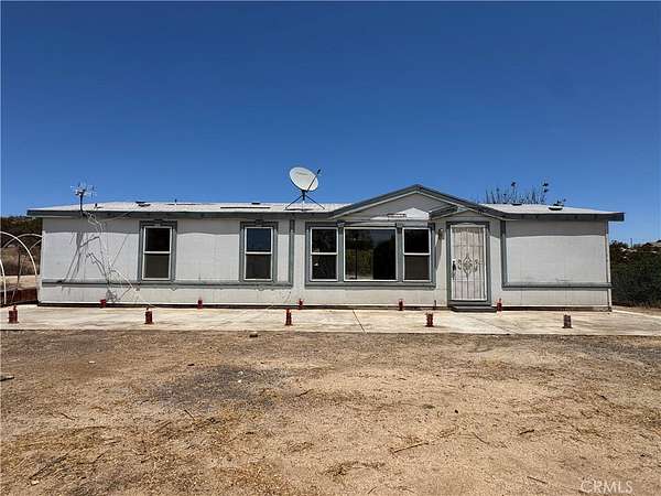 9.43 Acres of Land with Home for Sale in Hemet, California