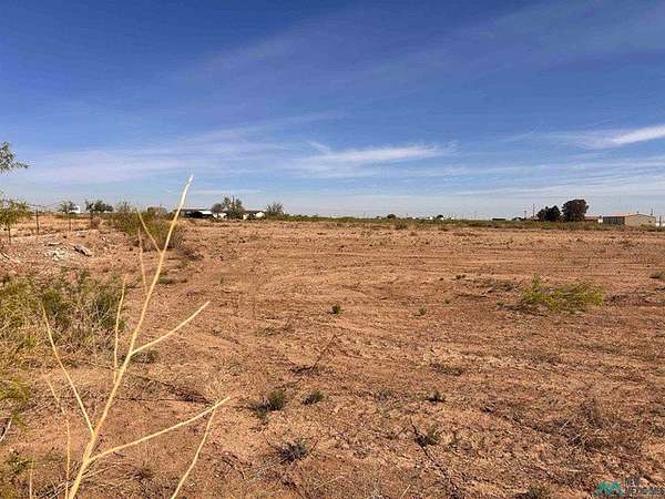 9.87 Acres of Residential Land for Sale in Carlsbad, New Mexico