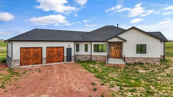 35 Acres of Land with Home for Sale in Elizabeth, Colorado
