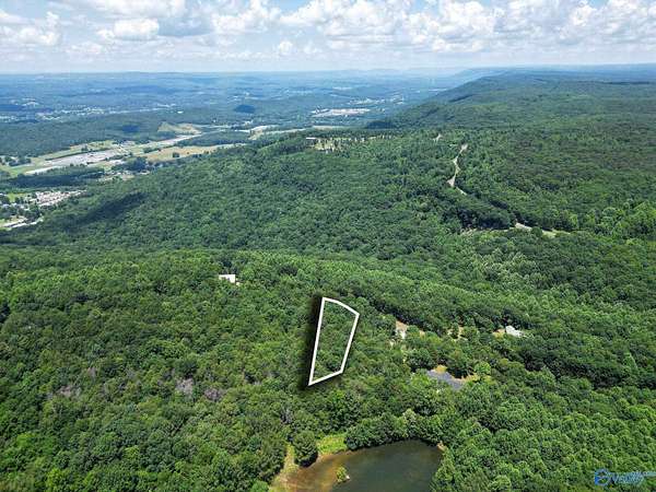 0.86 Acres of Residential Land for Sale in Fort Payne, Alabama