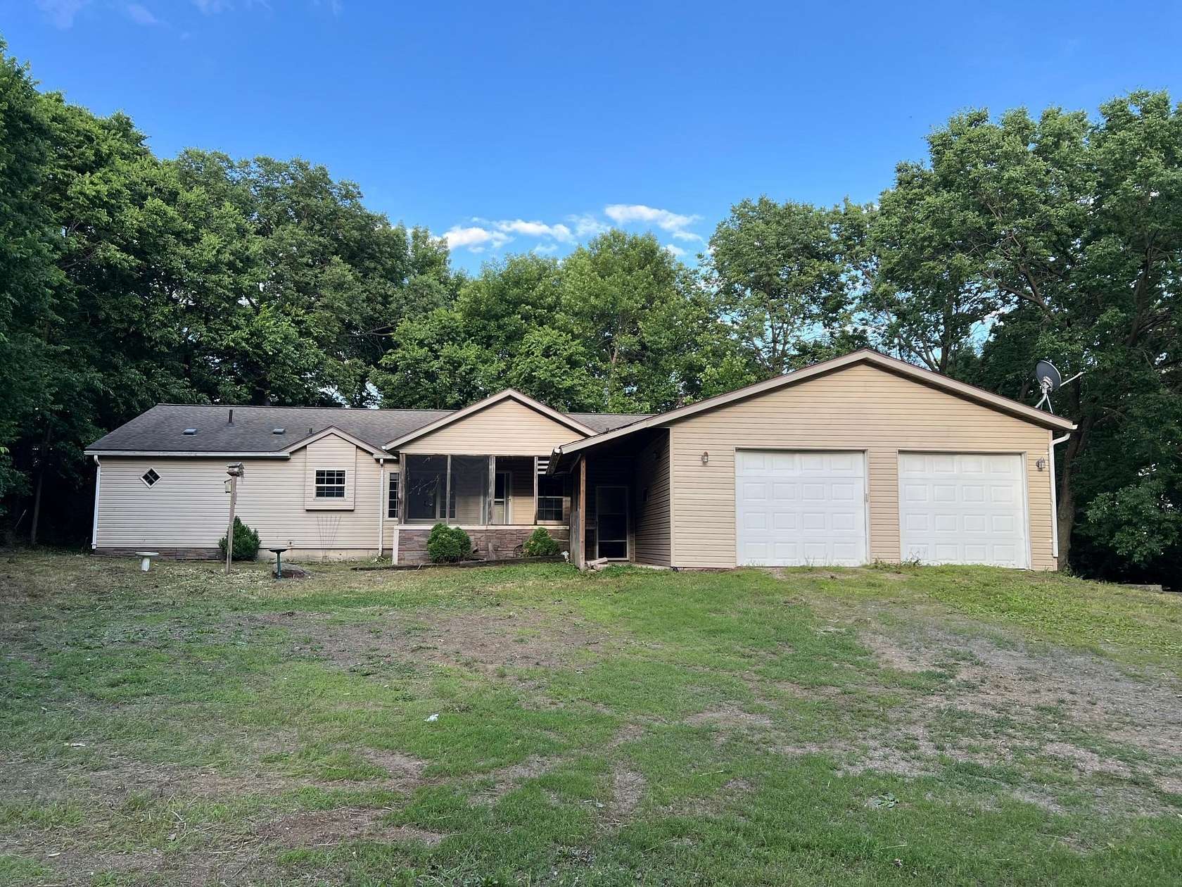 2.75 Acres of Land with Home for Sale in Fairfax, Minnesota
