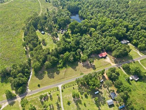 6 Acres of Land with Home for Sale in Tuskegee, Alabama