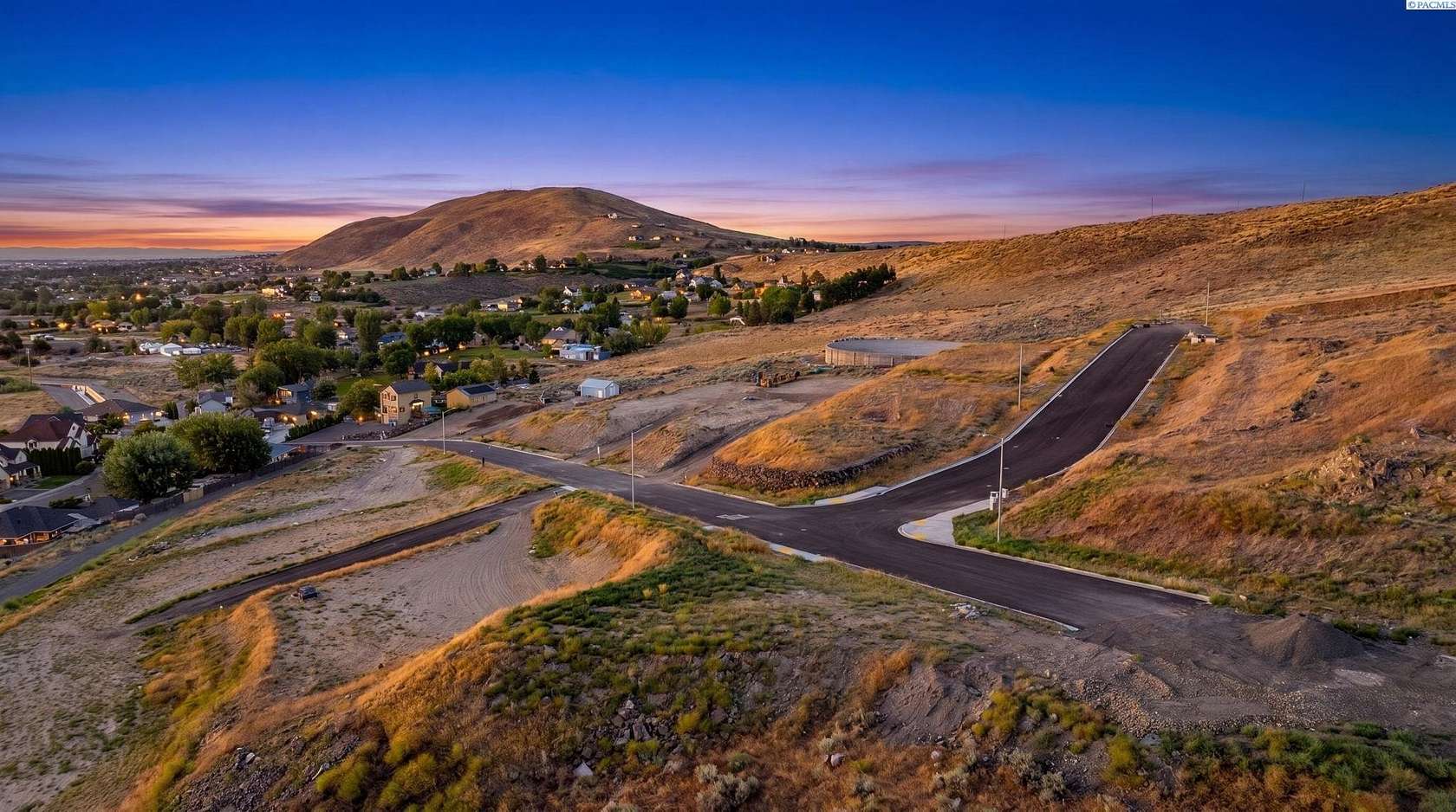 0.44 Acres of Residential Land for Sale in West Richland, Washington