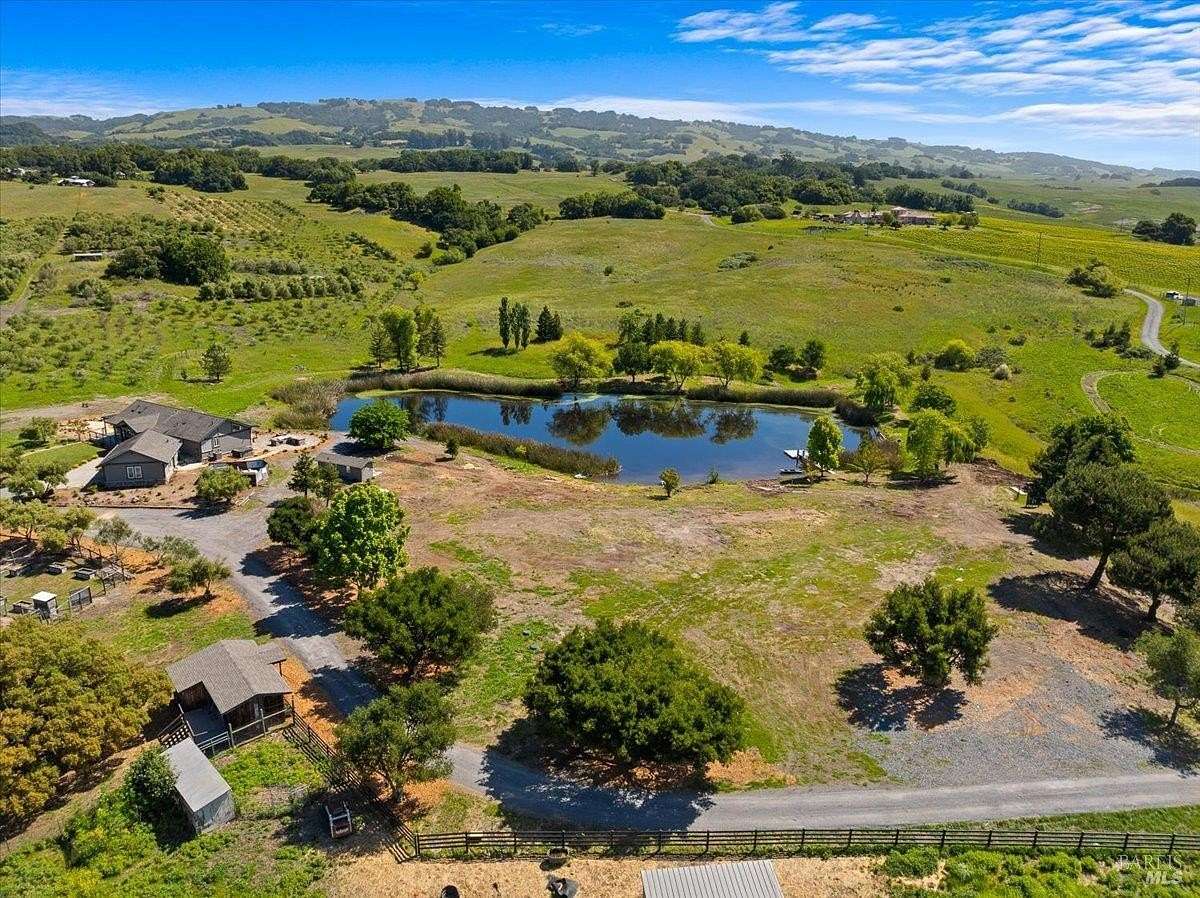 59.2 Acres of Agricultural Land with Home for Sale in Petaluma, California