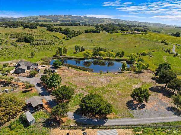 59.2 Acres of Agricultural Land with Home for Sale in Petaluma, California