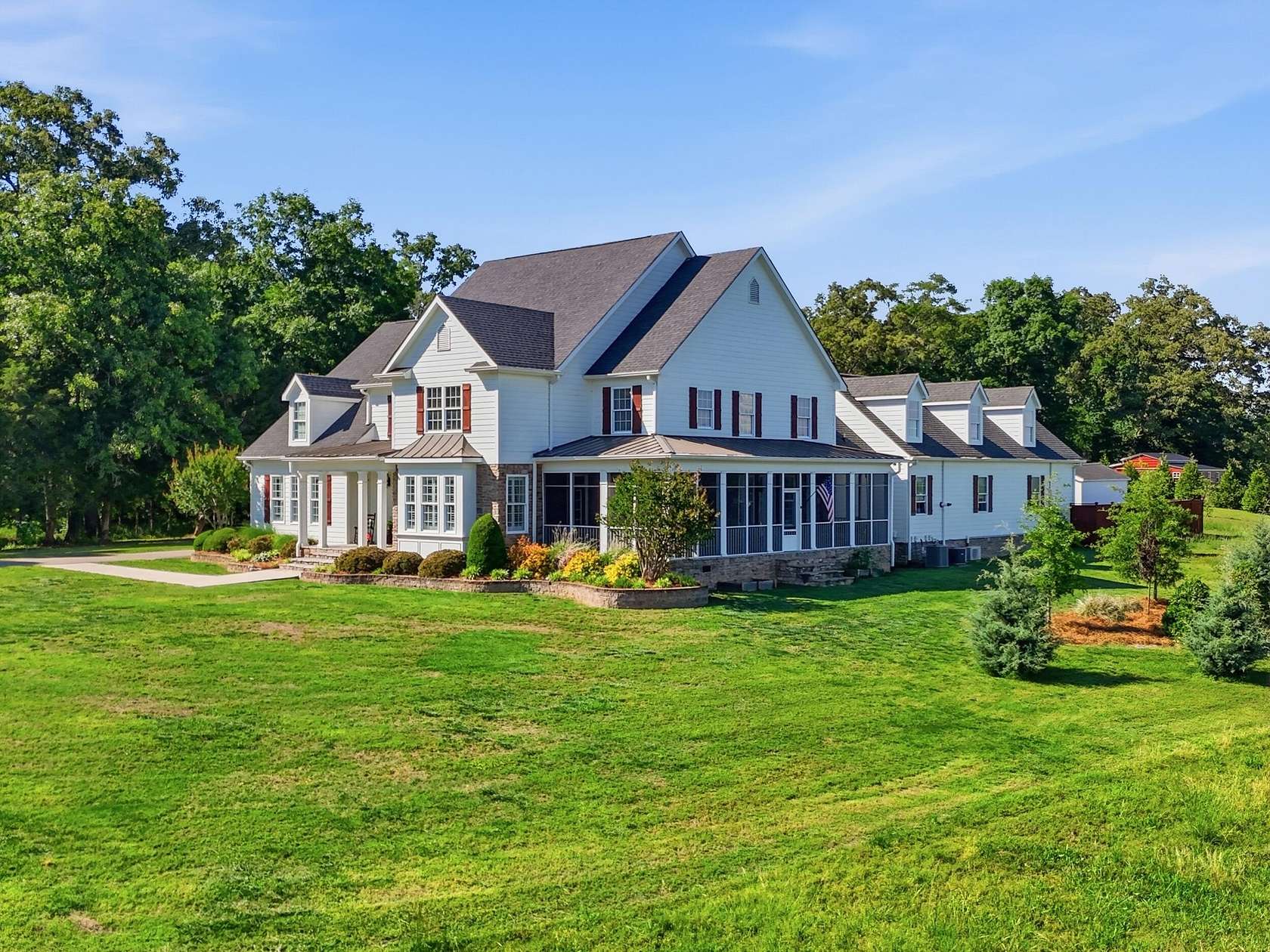 13.1 Acres of Land with Home for Sale in Chickamauga, Georgia
