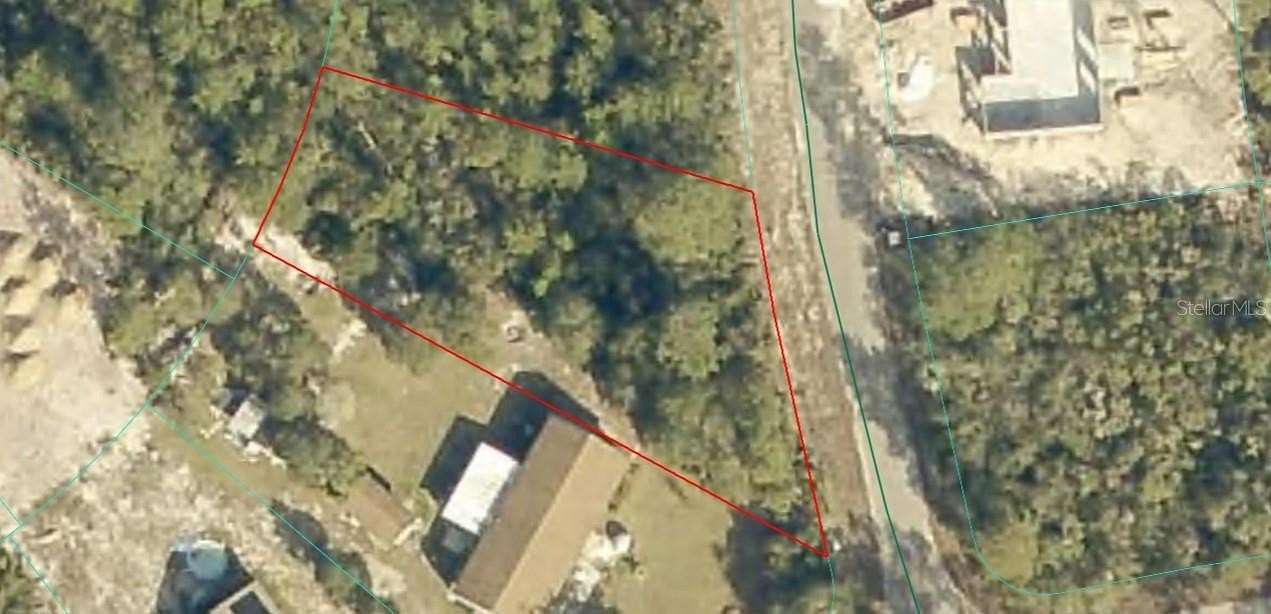 0.35 Acres of Residential Land for Sale in Ocklawaha, Florida