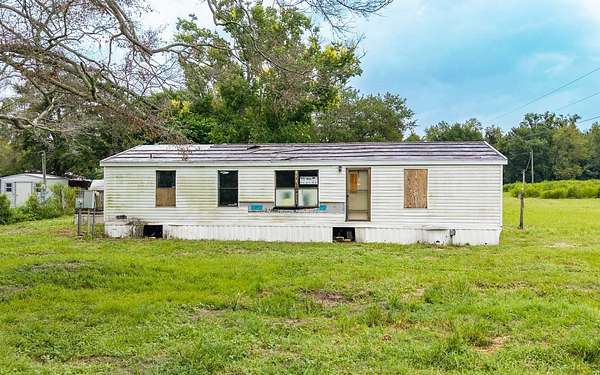 3.3 Acres of Land with Home for Sale in O'Brien, Florida
