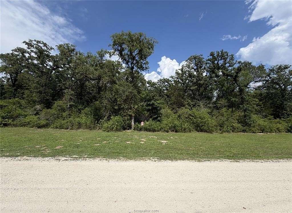 5.5 Acres of Residential Land for Sale in Franklin, Texas