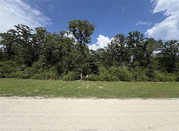 5.5 Acres of Residential Land for Sale in Franklin, Texas