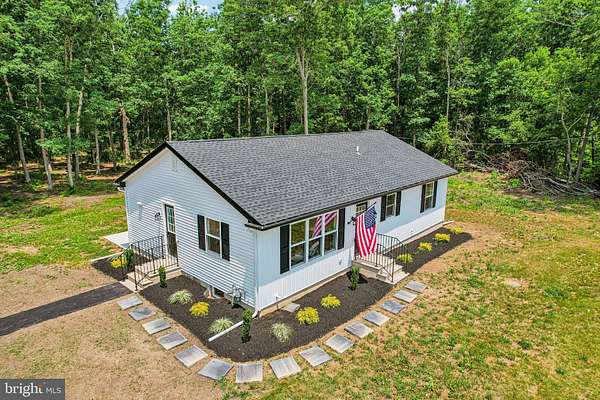 15.9 Acres of Land with Home for Sale in Millville, New Jersey