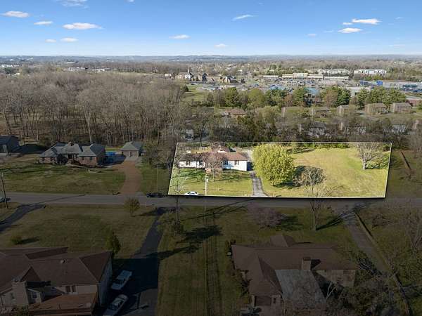 1.5 Acres of Land with Home for Sale in Lebanon, Tennessee