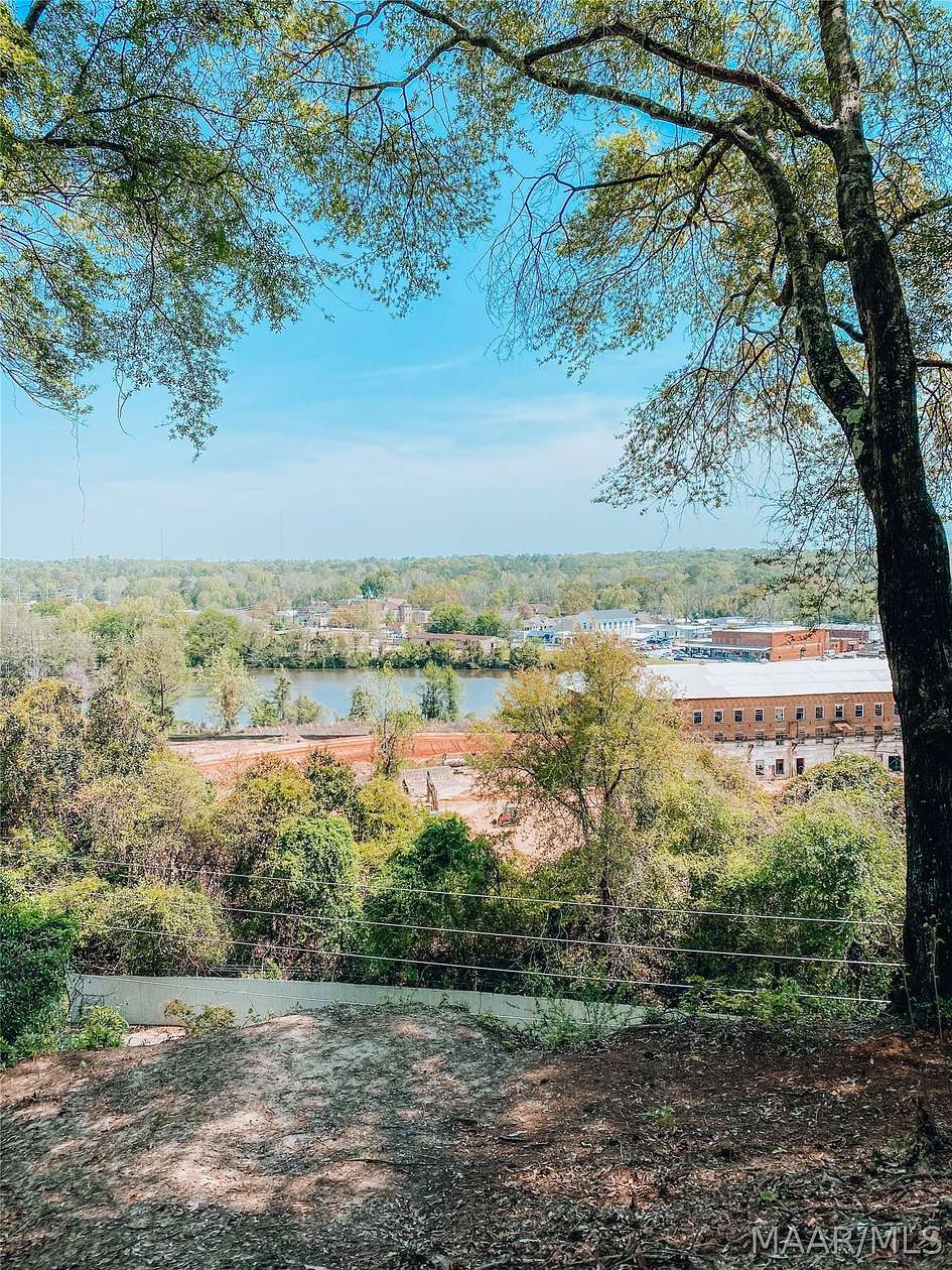 10 Acres of Residential Land for Sale in Prattville, Alabama