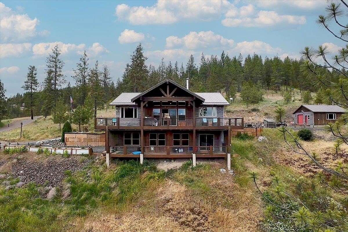 8.25 Acres of Land with Home for Sale in Davenport, Washington