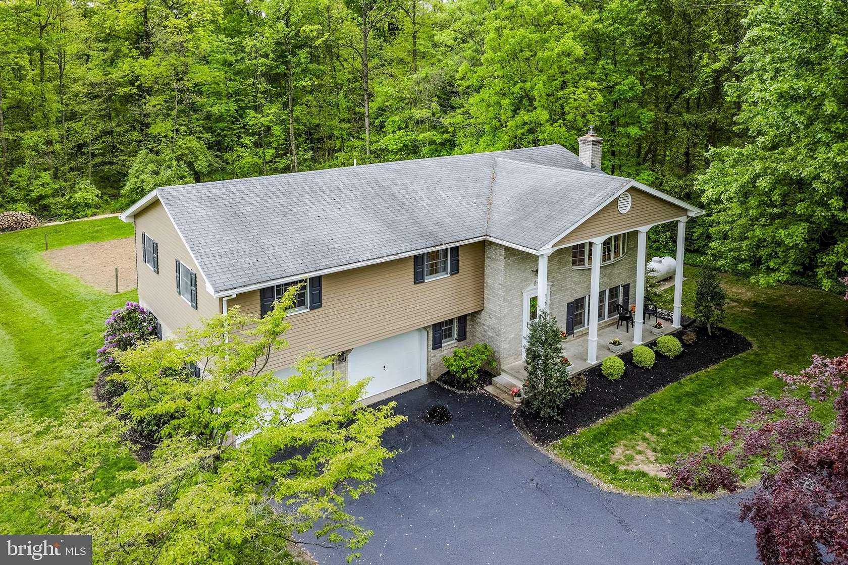 1.9 Acres of Land with Home for Auction in Narvon, Pennsylvania