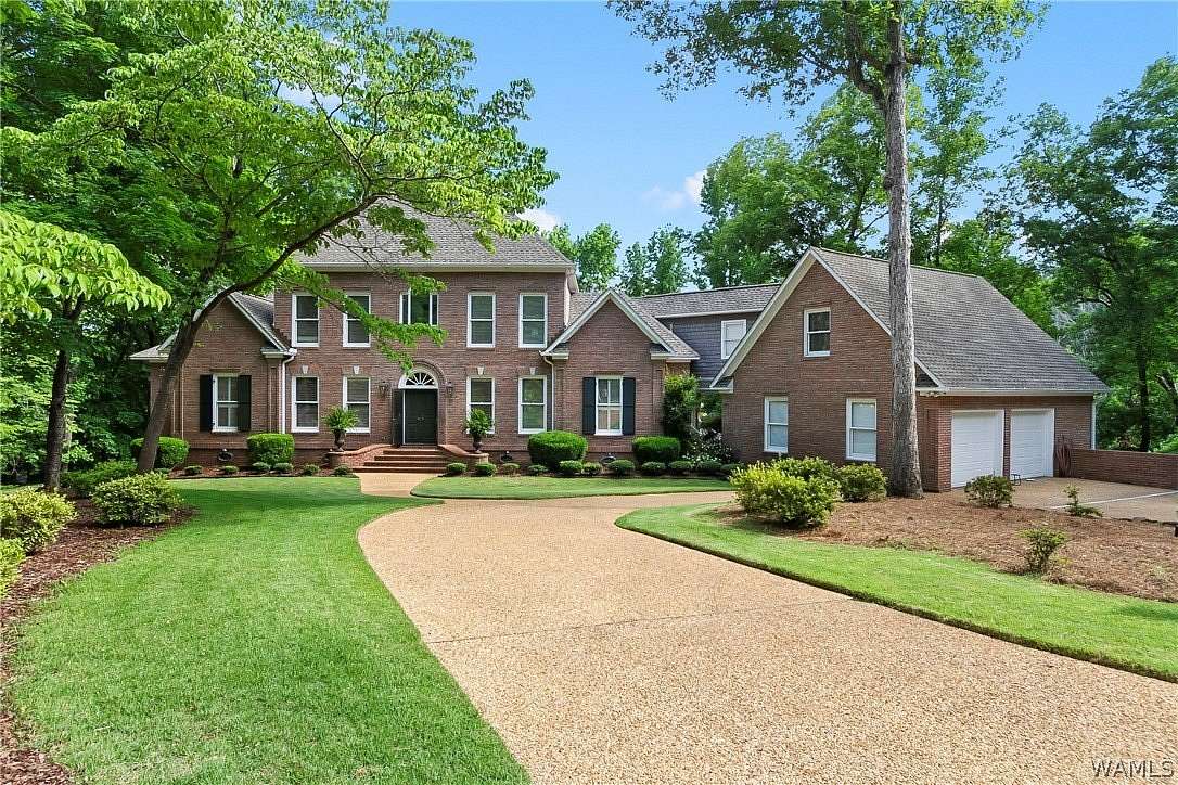 1.86 Acres of Land with Home for Sale in Tuscaloosa, Alabama