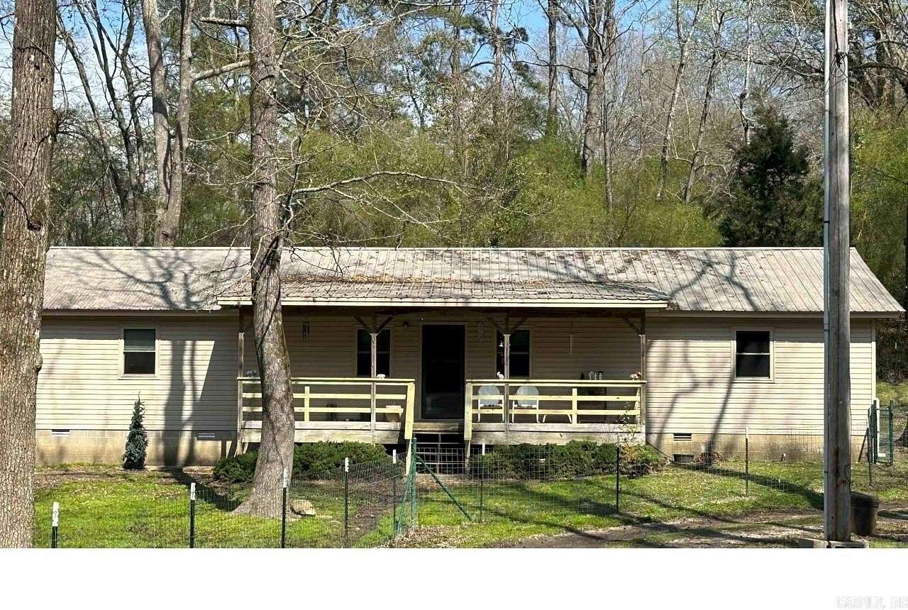 7.48 Acres of Land with Home for Sale in Malvern, Arkansas