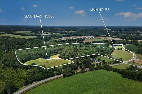32.8 Acres of Recreational Land with Home for Sale in Westminster, South Carolina