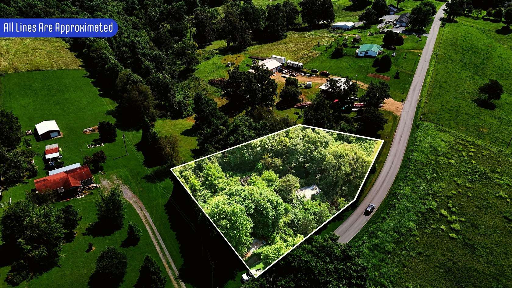 0.84 Acres of Residential Land for Sale in Lafayette, Tennessee