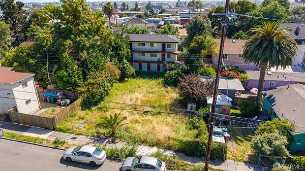 0.14 Acres of Land for Sale in Oakland, California