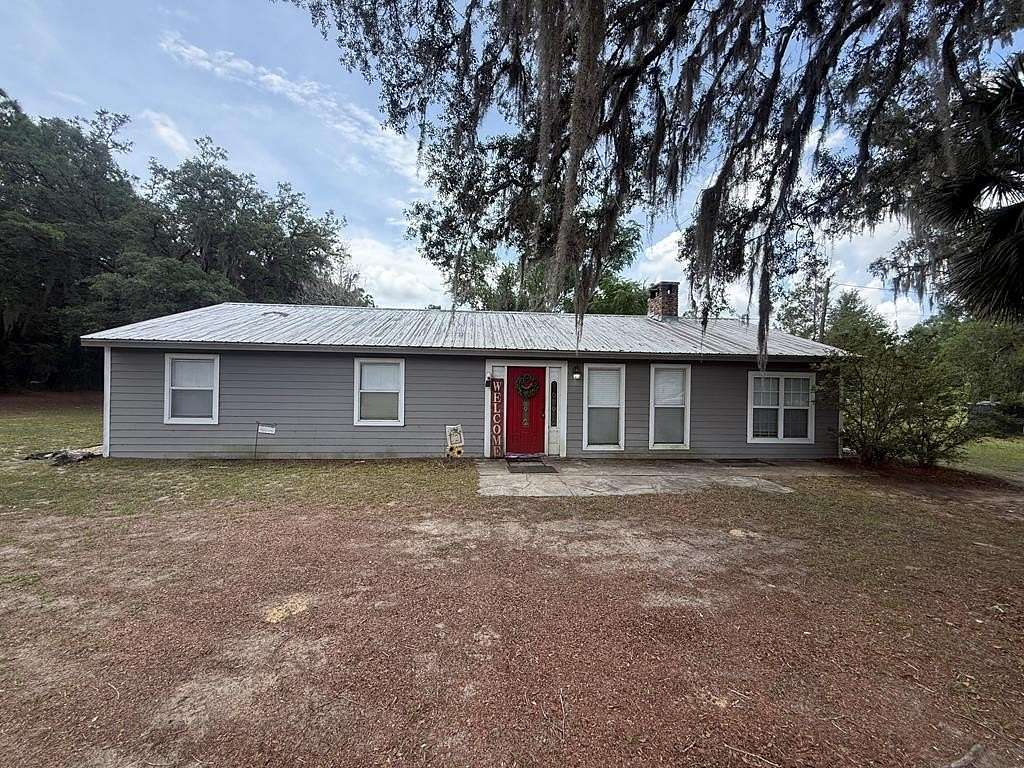 1.62 Acres of Land with Home for Sale in Old Town, Florida