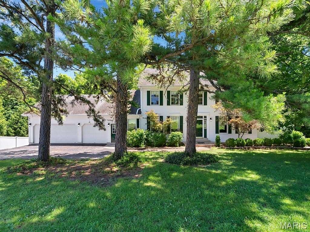 2 Acres of Land with Home for Sale in St. Louis, Missouri