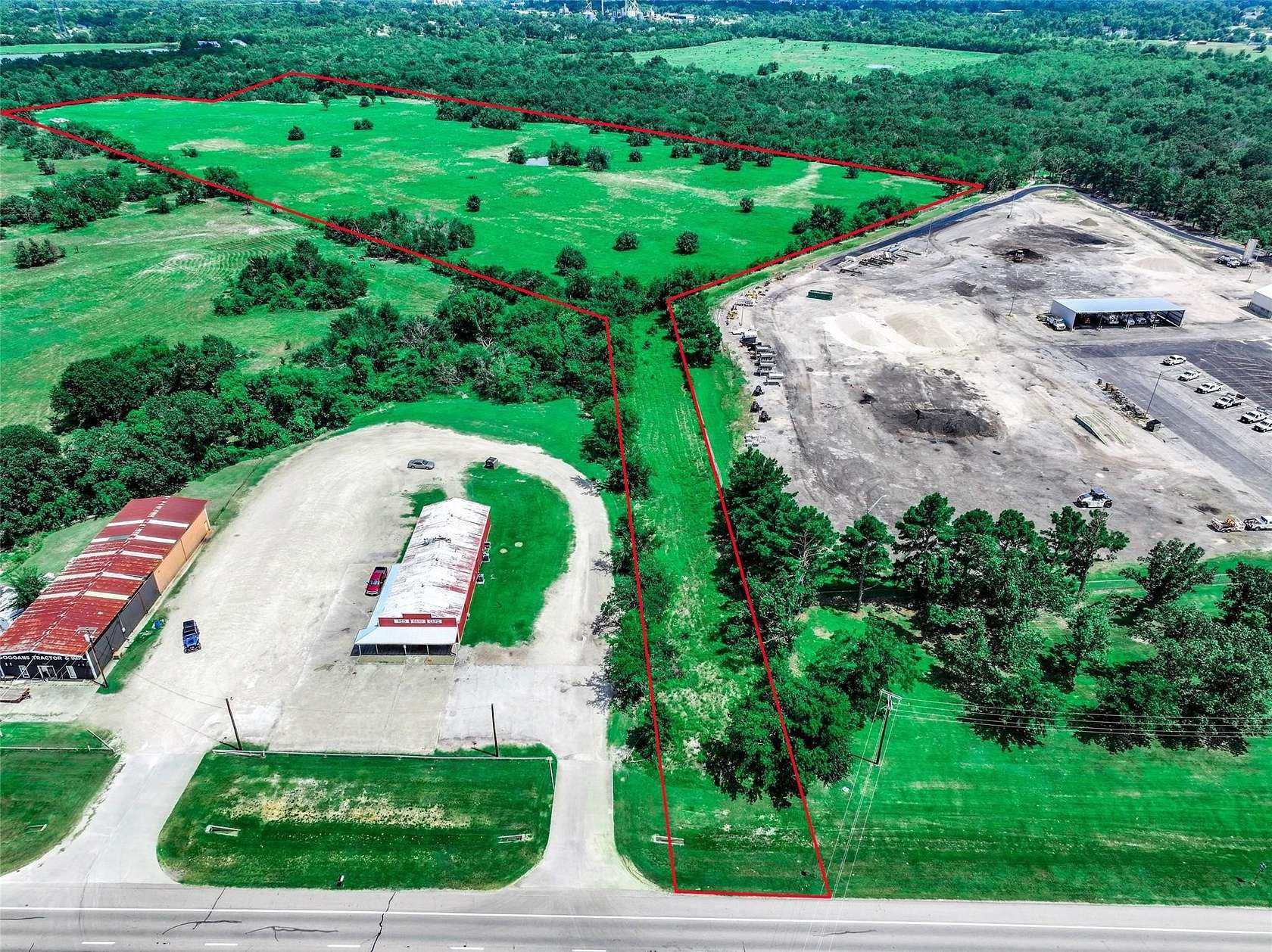 42 Acres of Mixed-Use Land for Sale in Sulphur Springs, Texas