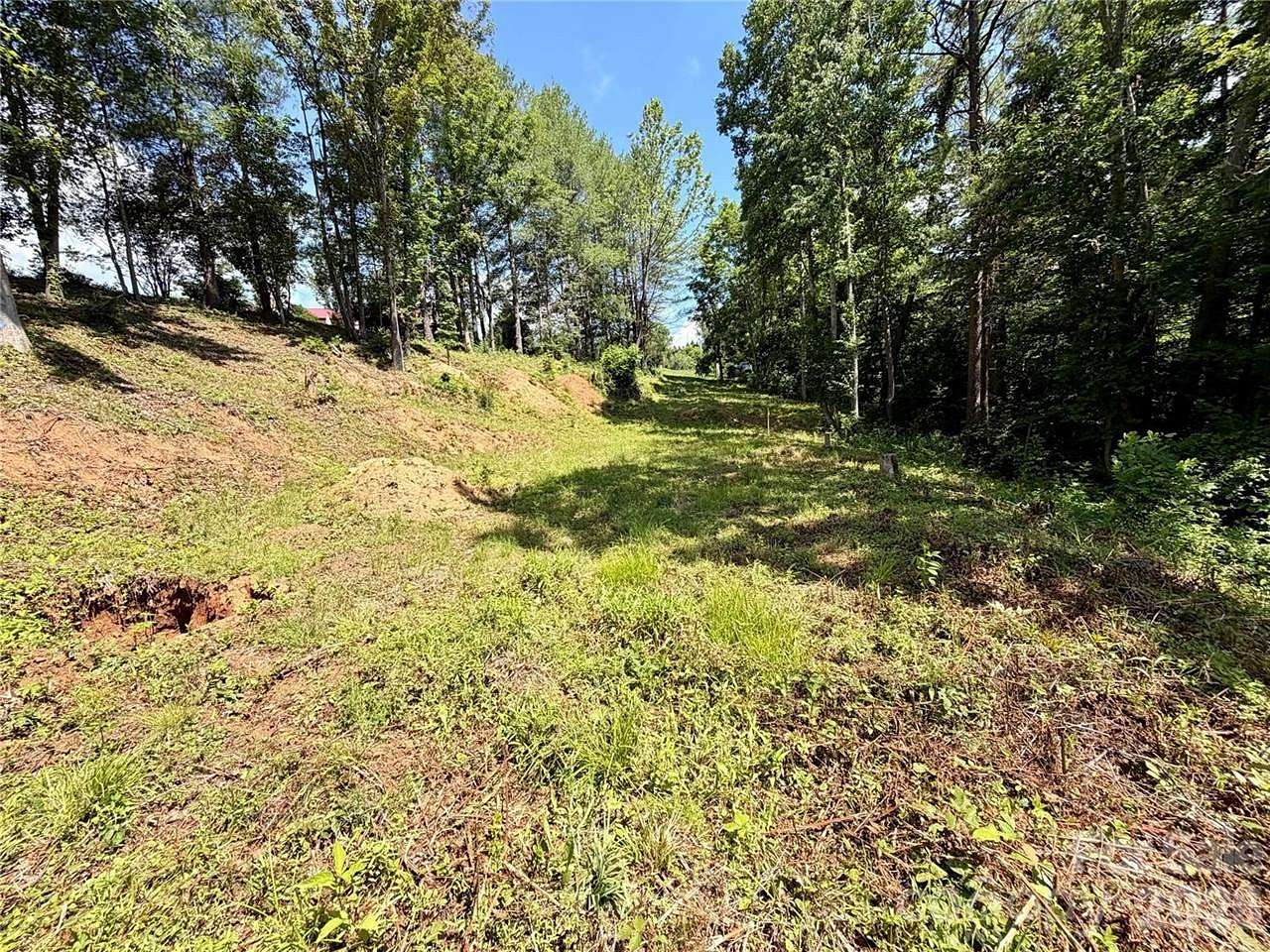 1.12 Acres of Residential Land for Sale in Weaverville, North Carolina