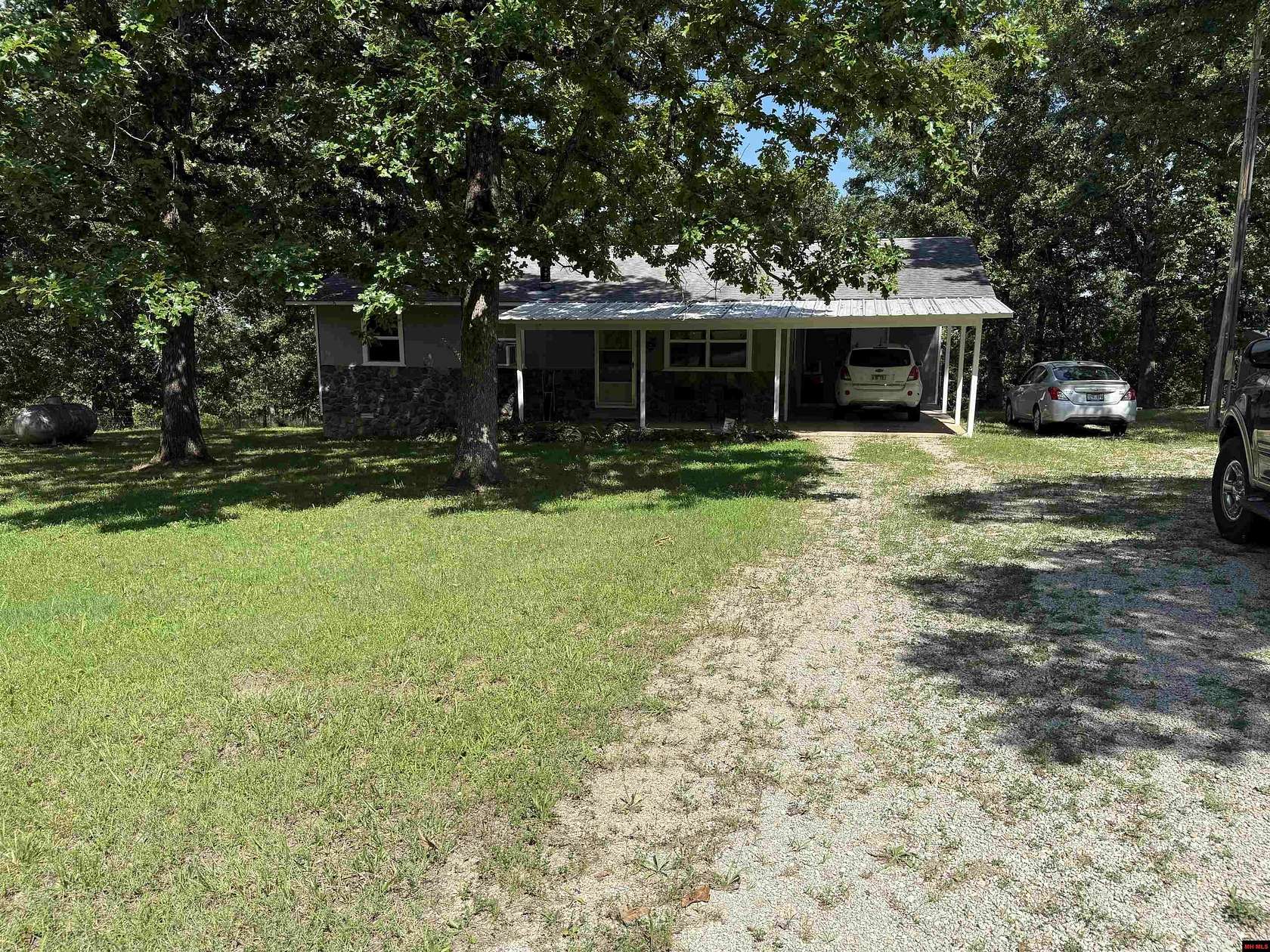 10 Acres of Land with Home for Sale in Mountain Home, Arkansas