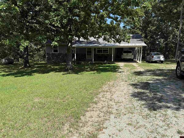 10 Acres of Land with Home for Sale in Mountain Home, Arkansas
