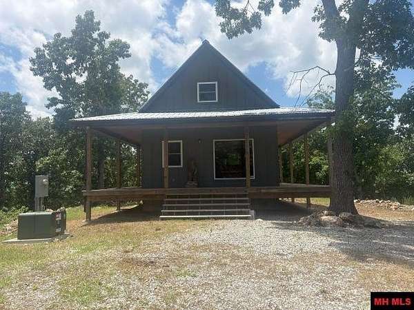 22.7 Acres of Land with Home for Sale in Yellville, Arkansas
