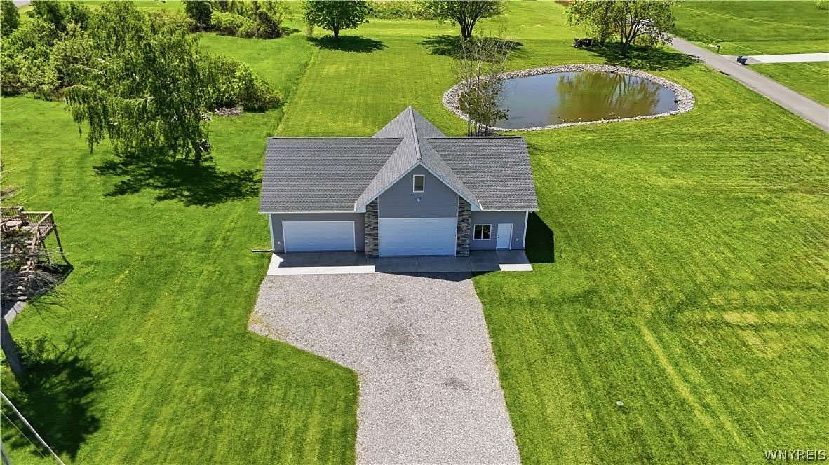 1.5 Acres of Improved Land for Sale in Wilson, New York