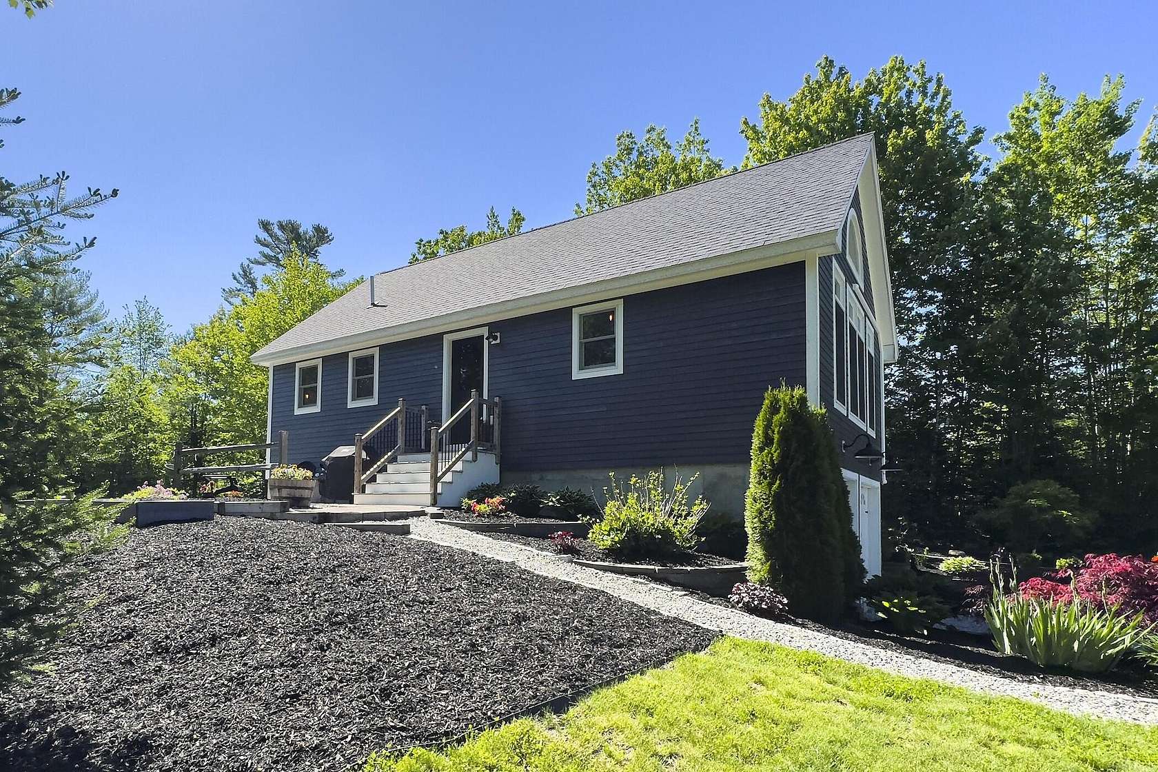 5.34 Acres of Land with Home for Sale in Waldoboro, Maine