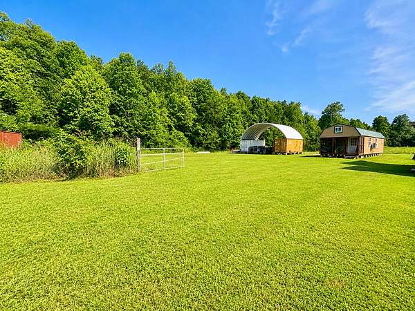5 Acres of Improved Land for Sale in Linden, Tennessee