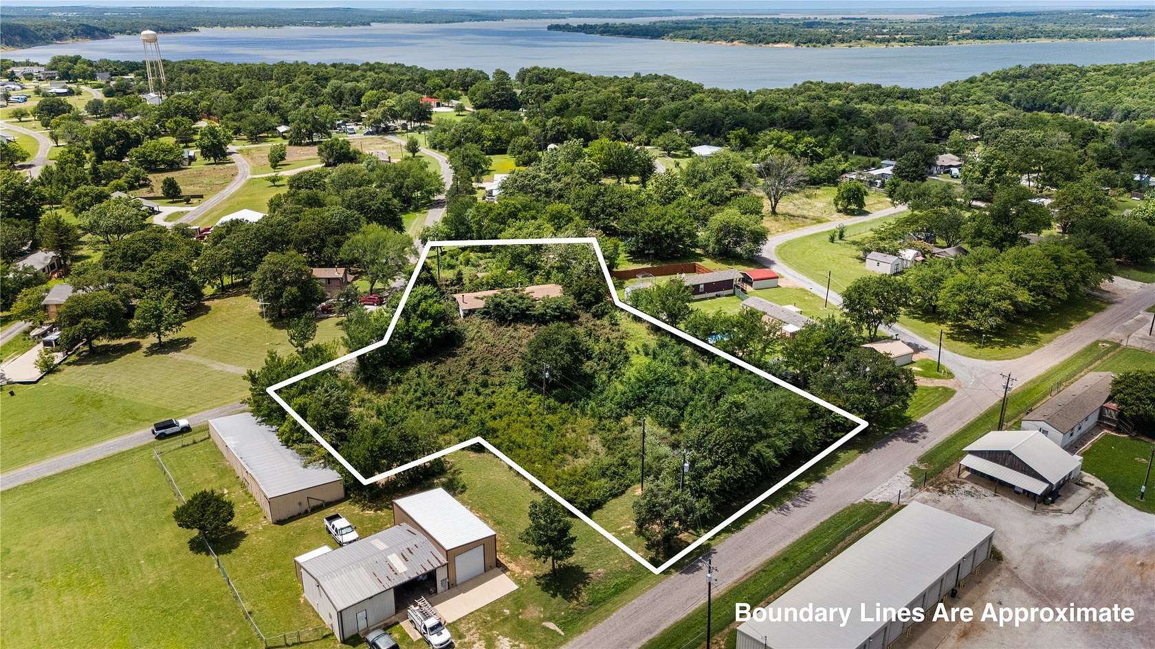 1.22 Acres of Residential Land for Sale in Gordonville, Texas