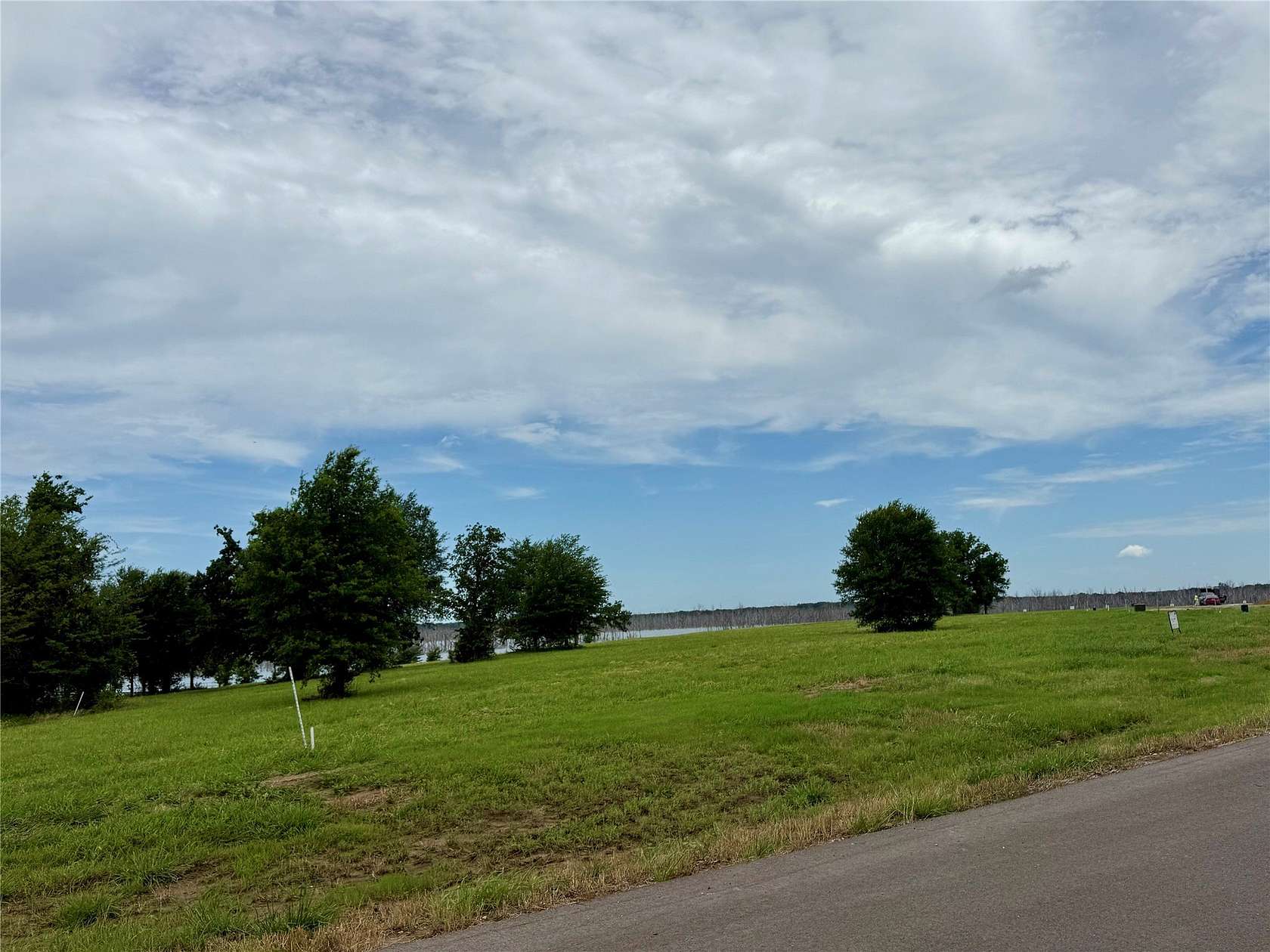 1 Acre of Residential Land for Sale in Dodd City, Texas