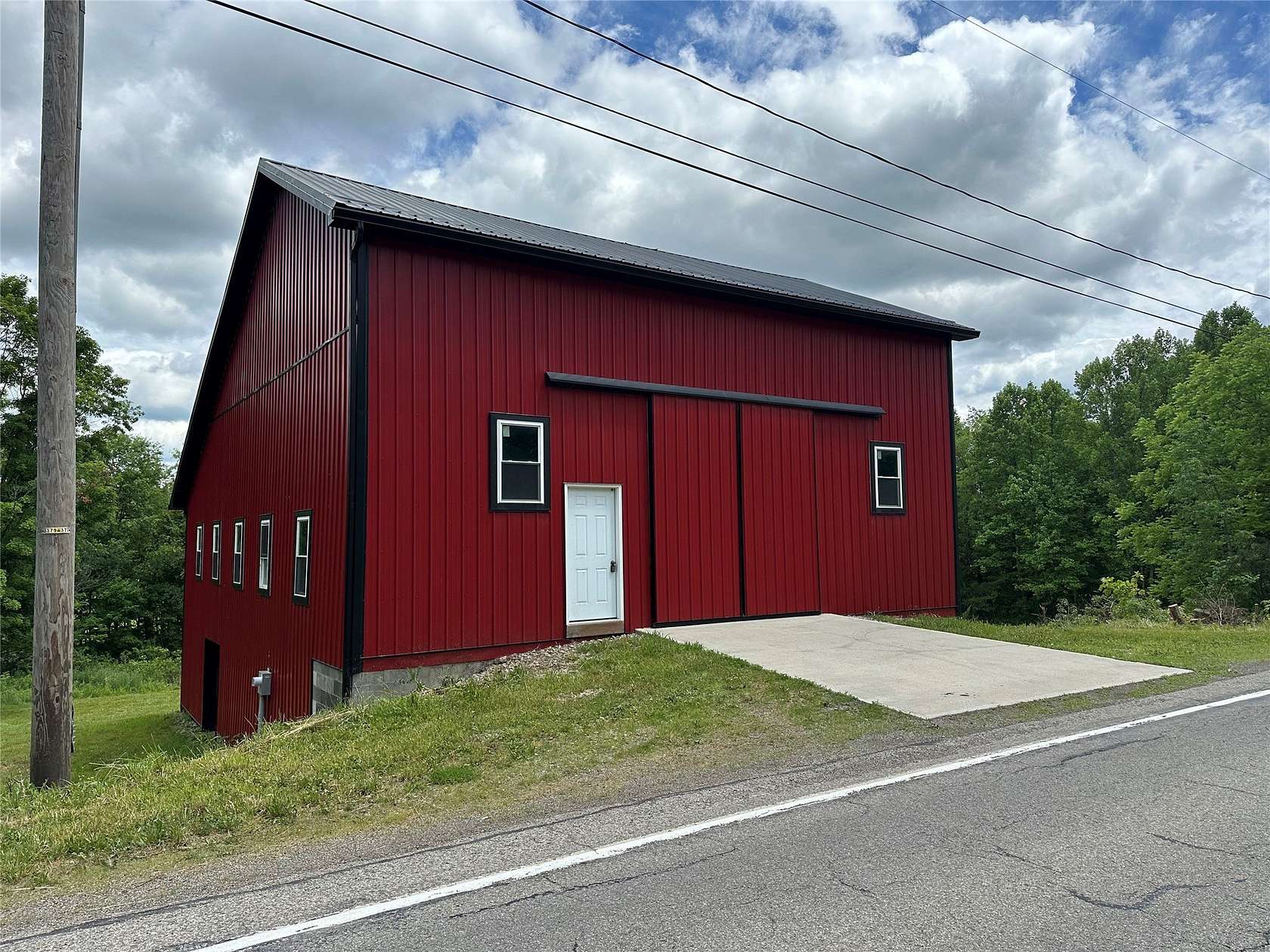 20 Acres of Improved Land for Sale in Adamsville, Pennsylvania