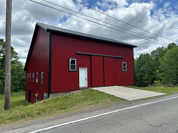 20 Acres of Improved Land for Sale in Adamsville, Pennsylvania