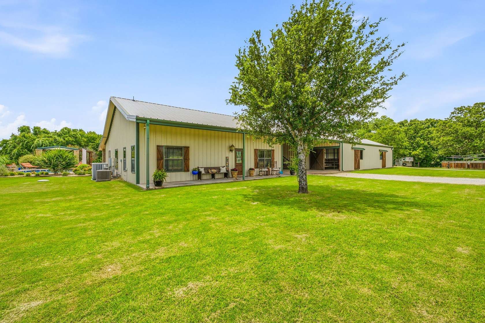 19 Acres of Land with Home for Sale in Poolville, Texas