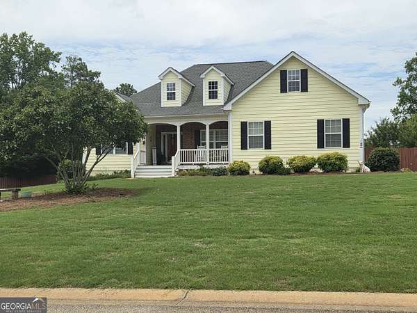 1.6 Acres of Land with Home for Sale in Senoia, Georgia
