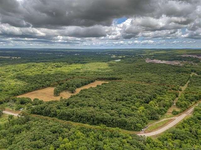 31 Acres of Land for Sale in Hulbert, Oklahoma