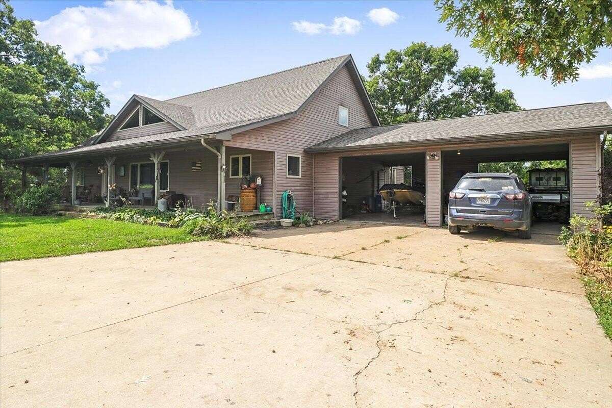 11.9 Acres of Land with Home for Sale in Mountain Grove, Missouri