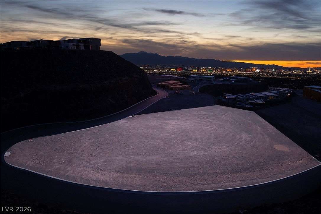 1.12 Acres of Residential Land for Sale in Henderson, Nevada